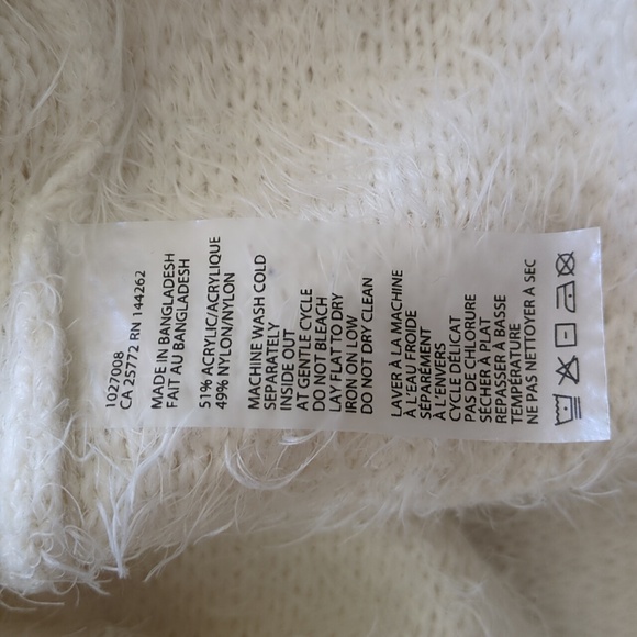 Dex Cream Fuzzy Sweater - Picture 6 of 7